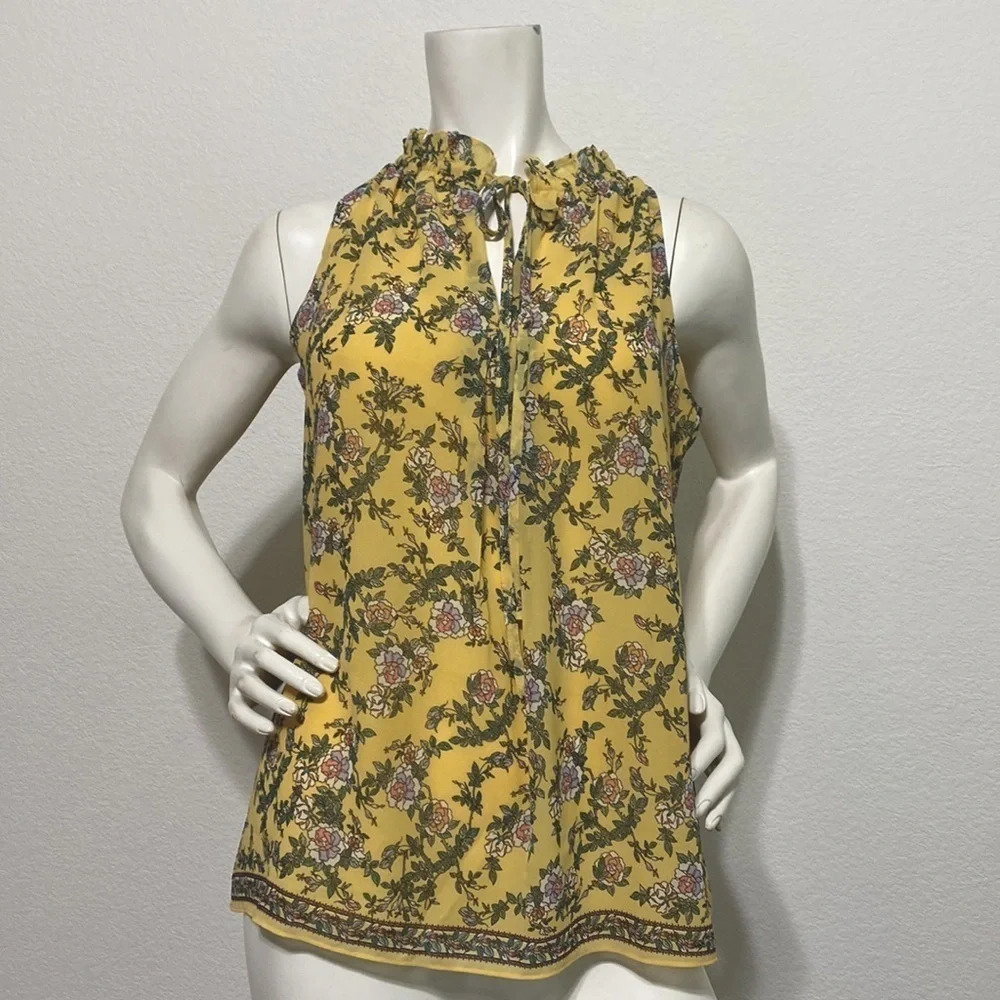 Max Studio Floral Top NEW Size XS